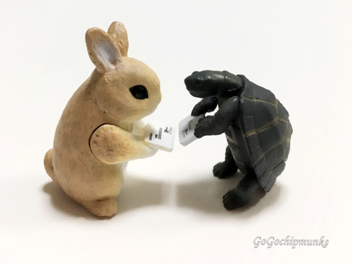 会社員うさぎ  動物会社員の1日☆うさぎ好きも喜ぶ♪ウサギとカメの名刺交換