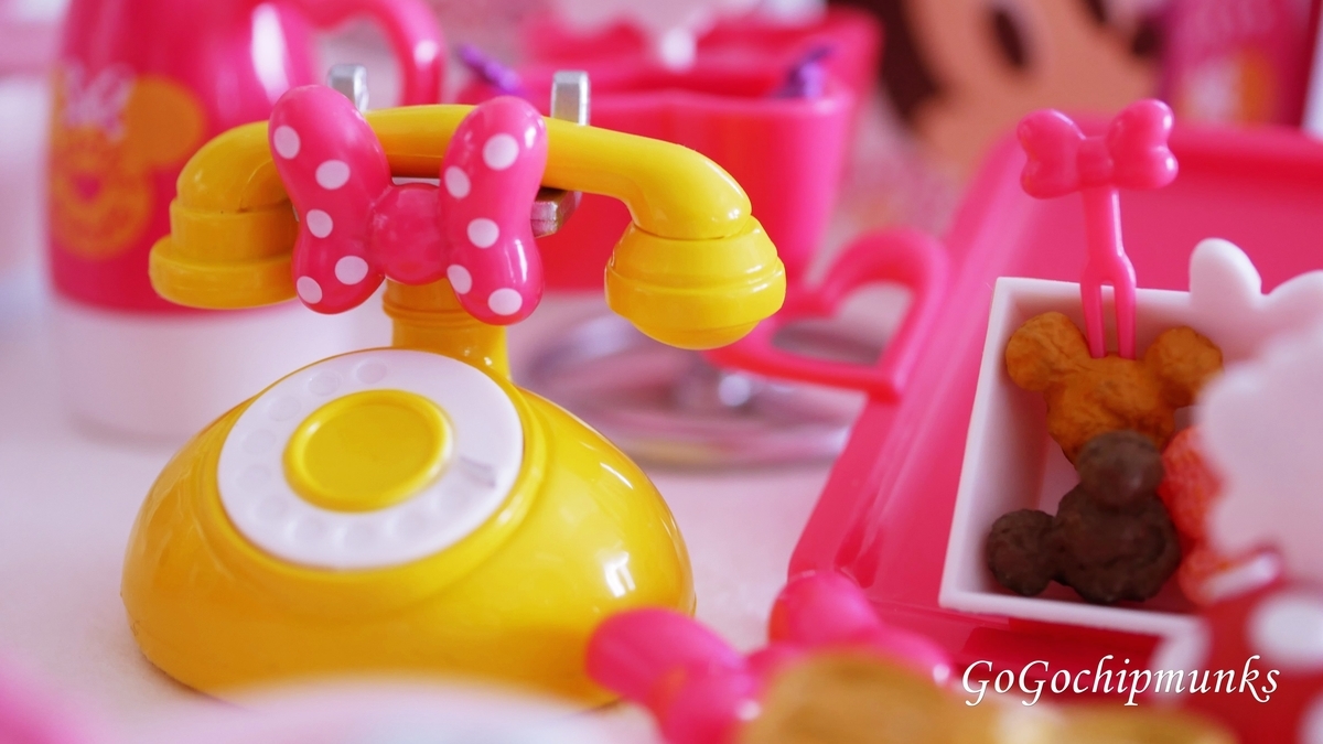 ミニーマウスラブラブドーナッツ【Disney Minnie Mouse Love ミニーマウスラブラブドーナッツ【Disney Minnie Mouse Love