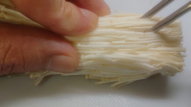 板前レシピ】えのきの下処理／下ごしらえ - ちっぴぃクッキング
