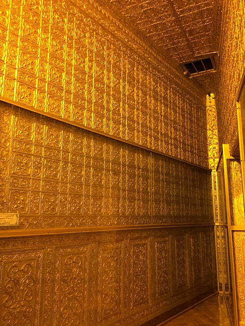 金銀財宝の寺院「ボタタング・パゴダ(Botahtaung Pagoda)」
