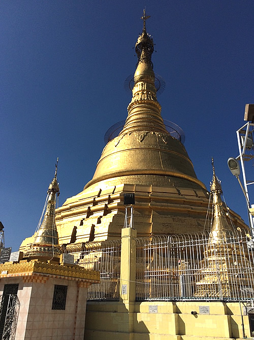 金銀財宝の寺院「ボタタング・パゴダ（Botahtaung Pagoda）」