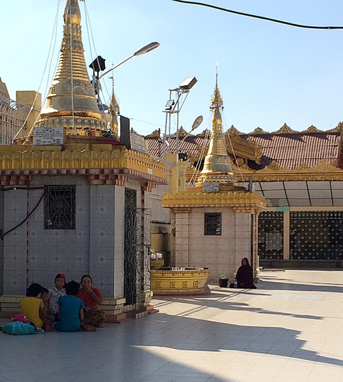 金銀財宝の寺院「ボタタング・パゴダ（Botahtaung Pagoda）」