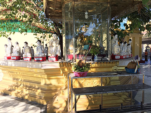 金銀財宝の寺院「ボタタング・パゴダ(Botahtaung Pagoda)」