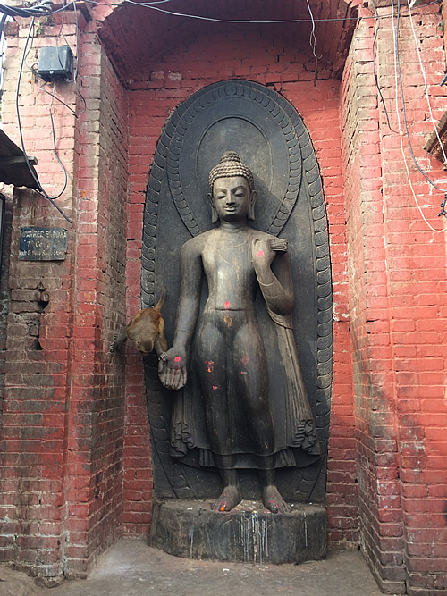 世界遺産でもあるネパール最古の寺院「スワヤンブナート寺院」を楽しむ @ カトマンズ