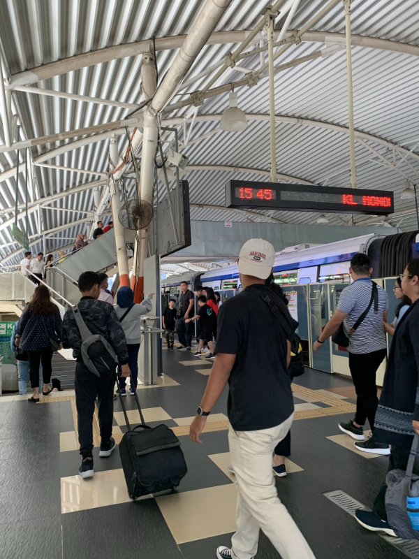 KLセントラル駅からモノレールでブキッビンタン駅