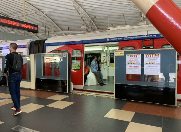 KLセントラル駅からモノレールでブキッビンタン駅