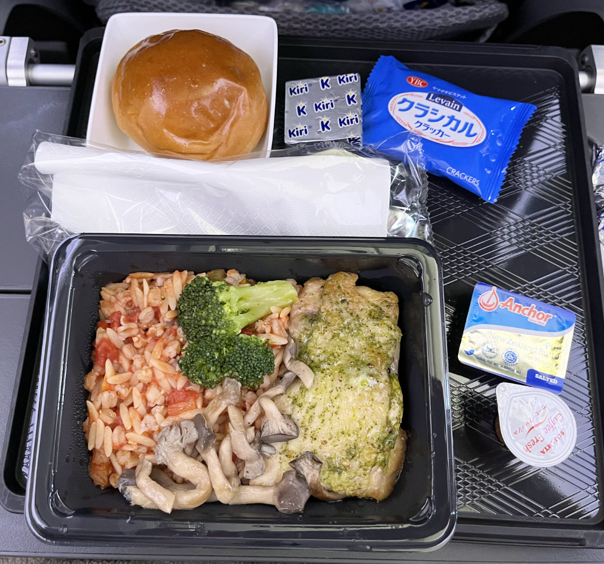 2022年12月 羽田空港から経由地のシンガポールへ！ @ バリ島 - 美味しいもの探しの海外旅行街歩き！chiyoの旅