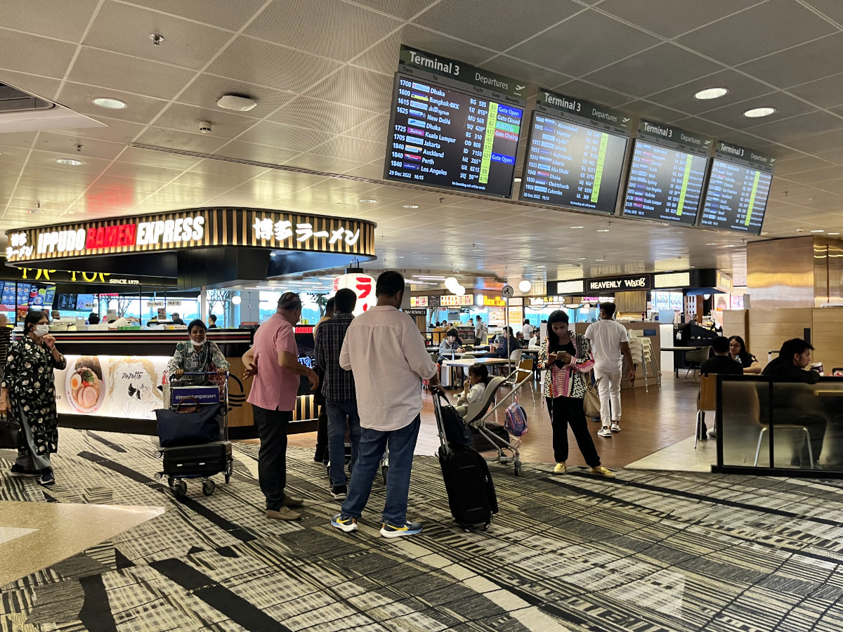 チャンギ国際空港 T3のフードコート