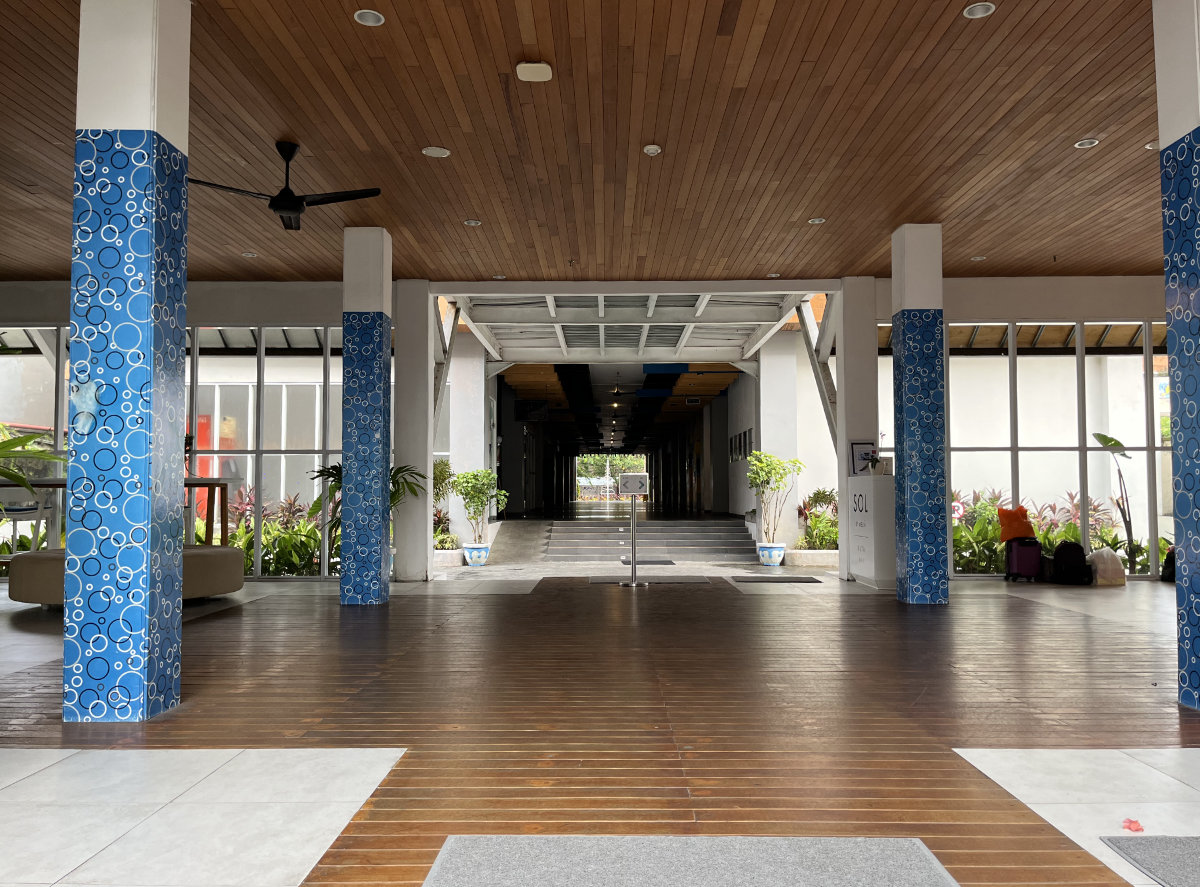 SOL by Meliá Kuta Bali ロビー