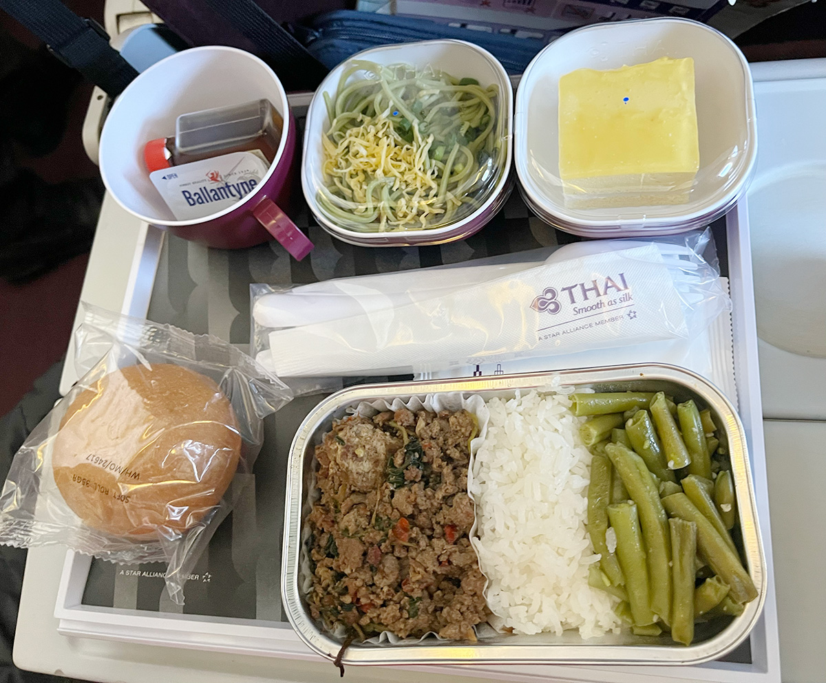 タイ航空 羽田-バンコク線の機内食