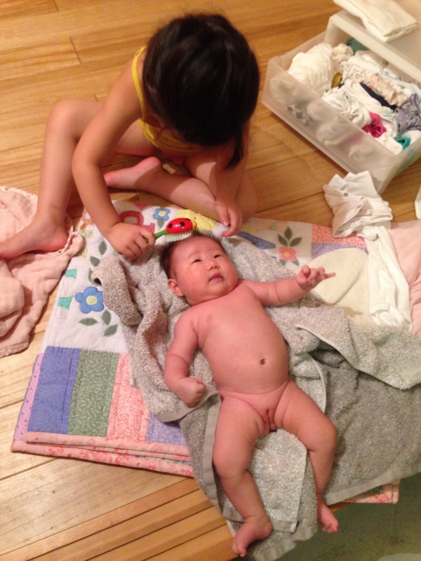 4歳3ヶ月 0歳1ヶ月 お風呂 ちずのhinatabocco