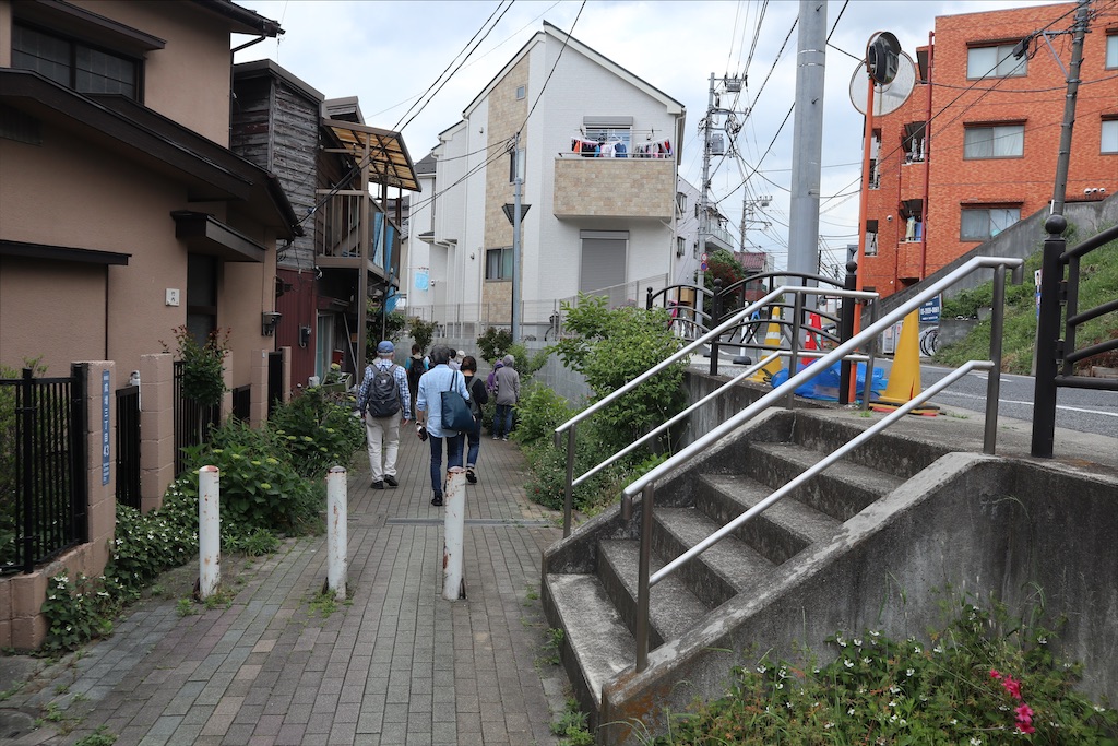 地図子、百々向川を歩く