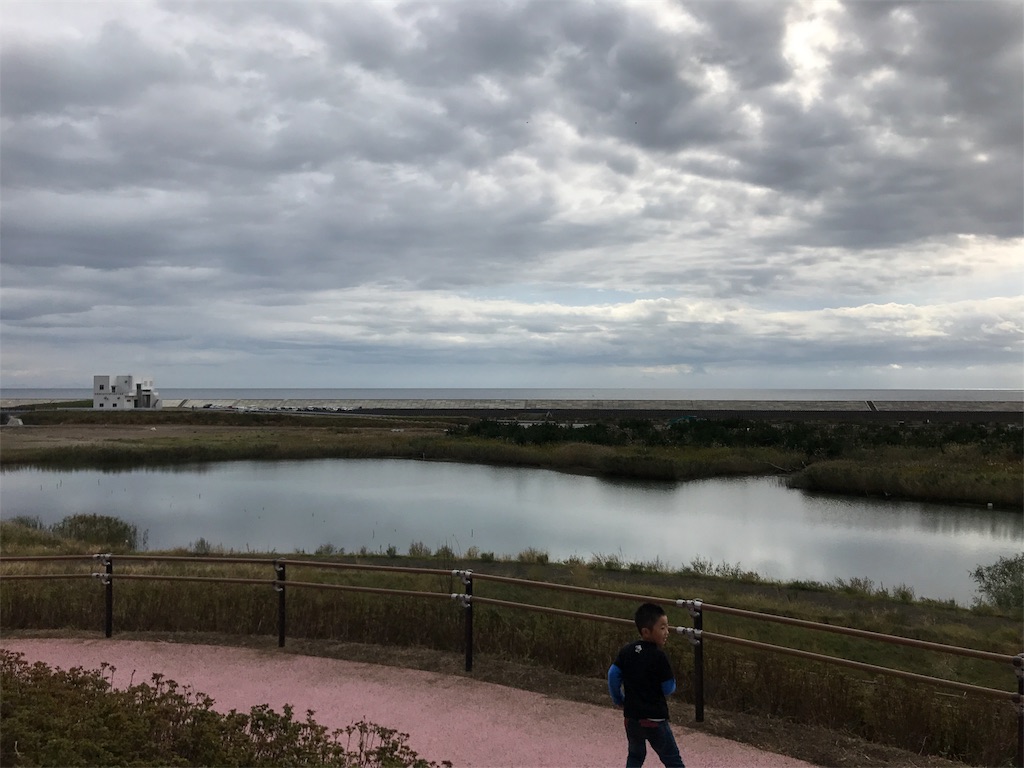 f:id:chobi_chobi:20181015160622j:plain f:id:chobi_chobi:20181015160622j:plain