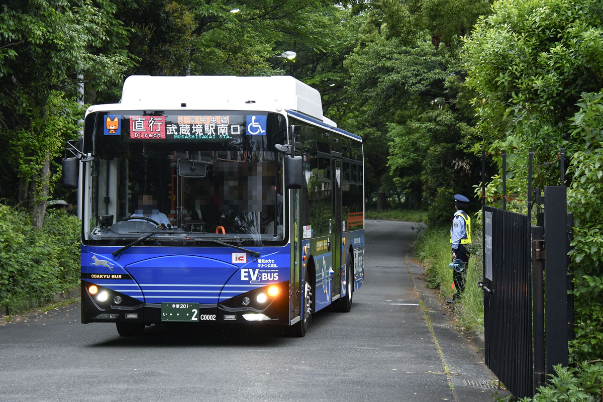 社史】「小田急バス 60年史」非売品○武蔵野乗合自動車 貸切バス