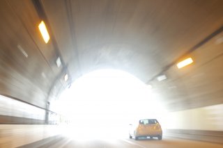 白飛び　HDR　WDR