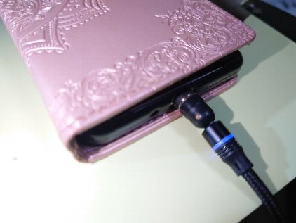 マグネット充電ケーブル