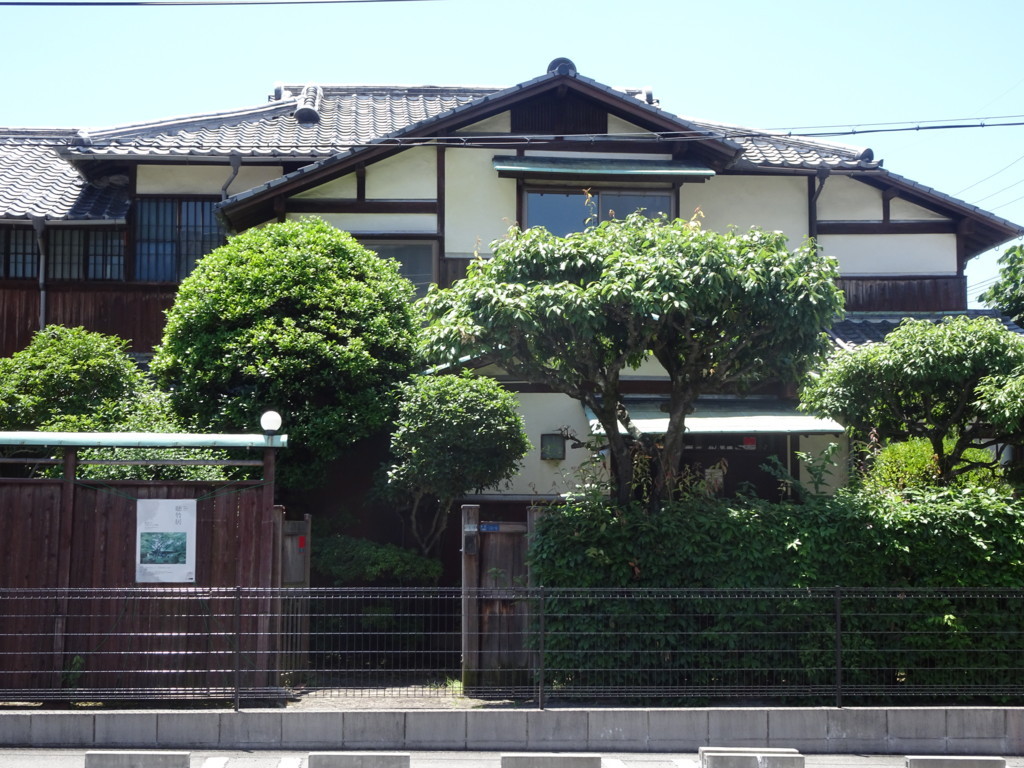 f:id:chorisuke:20180616113149j:plain f:id:chorisuke:20180616113149j:plain