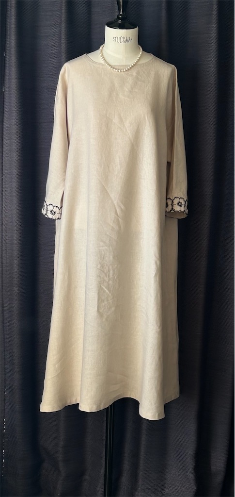 ミナペルホネンanemone lightbeige × darknavy ＆フランスリネン