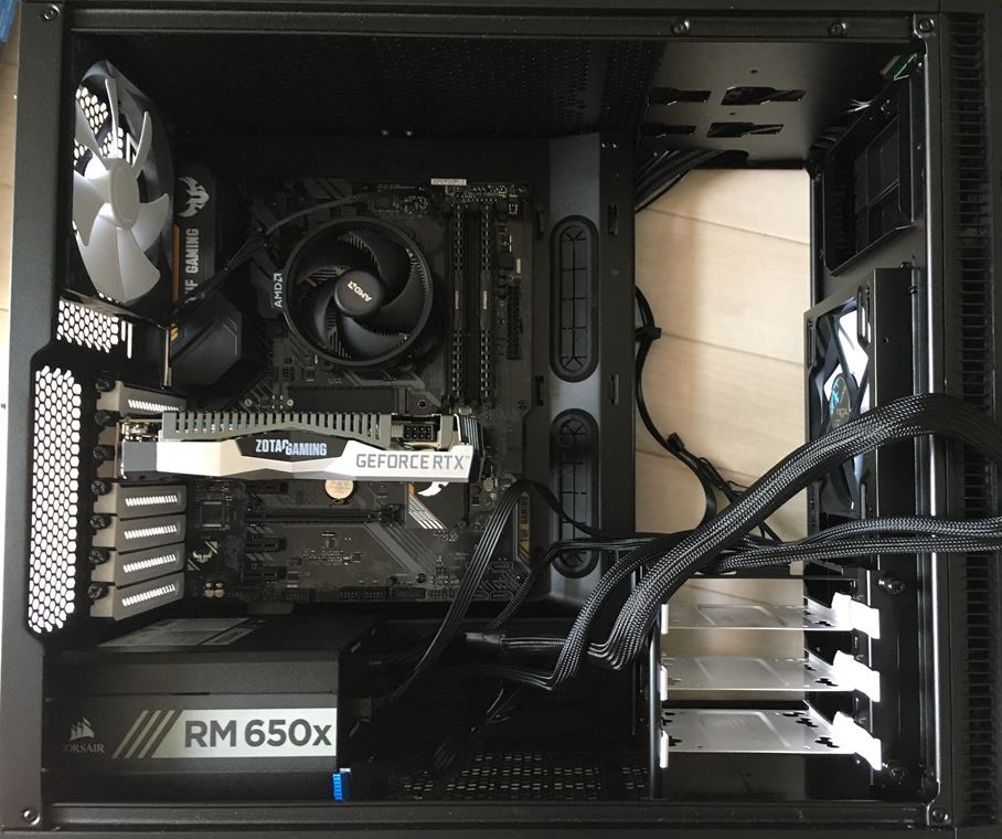 f:id:christmas-cookies:20190423002648j:plain GPU ON CASE