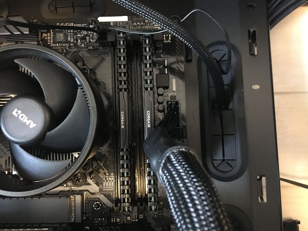 f:id:christmas-cookies:20190423002702j:plain マザボ-電源