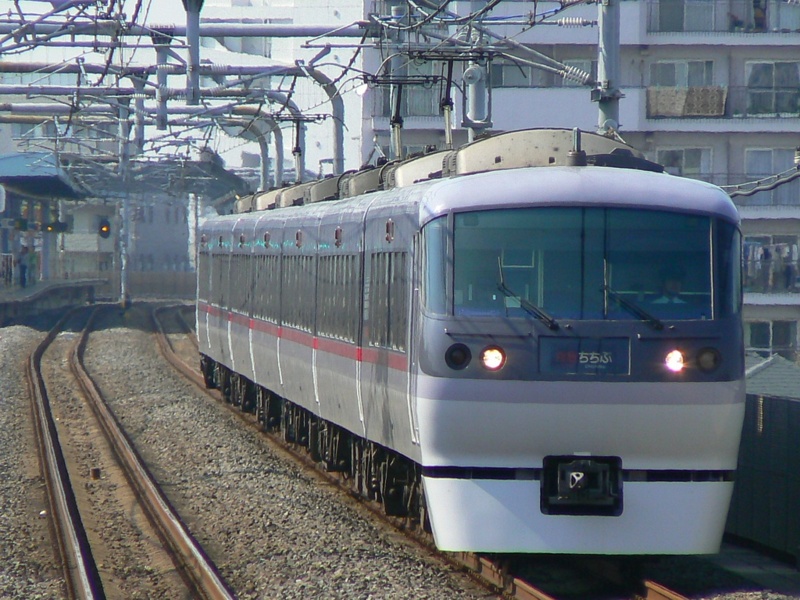 2009/10/15・西武10000系。