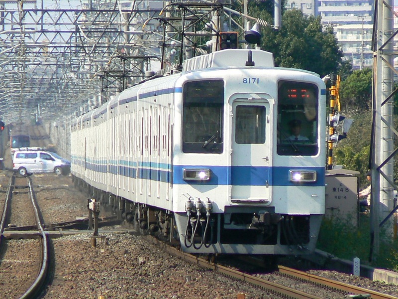 2009/10/15・東武8000系。
