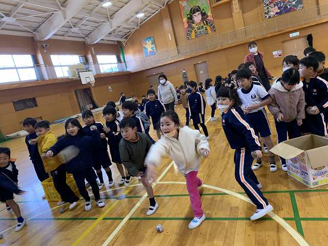 Oni wa uchi soto no fuku - RemyWiki