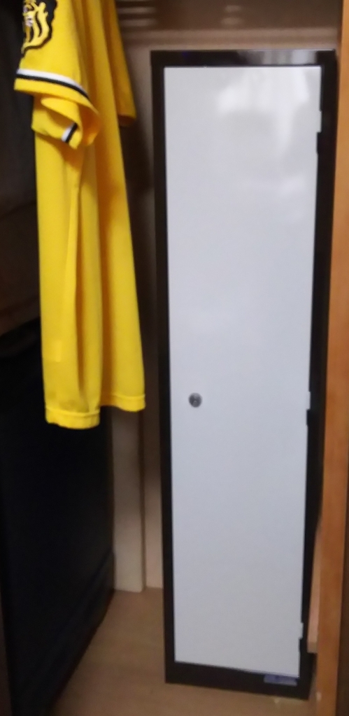 スチールファクトリーガンロッカーG-2(2丁入用・スコープ付可)