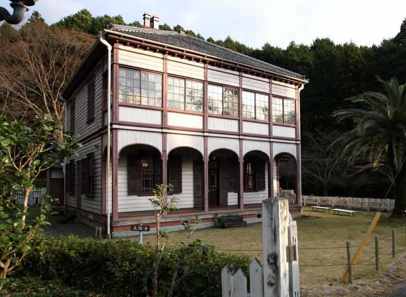 静岡市内に現存する数少ない明治の洋館、エンバーソン邸 静岡発なんでも日記