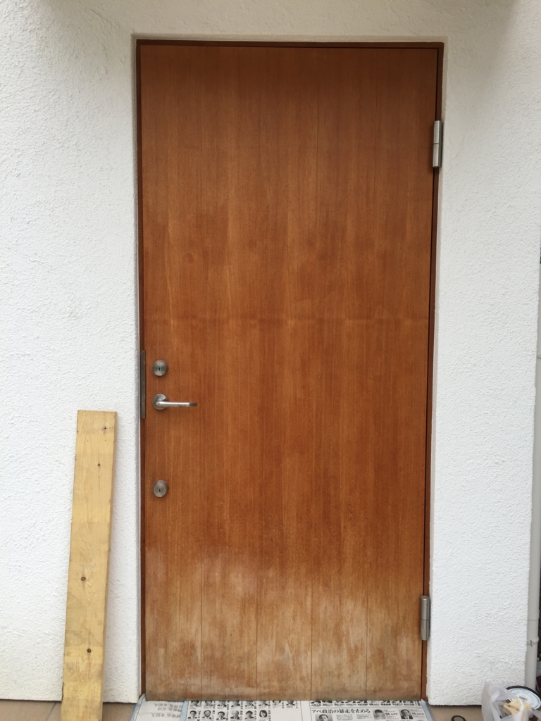 スウェーデンドアにキックプレートをdiyで装着してみた マイホームを楽しもう