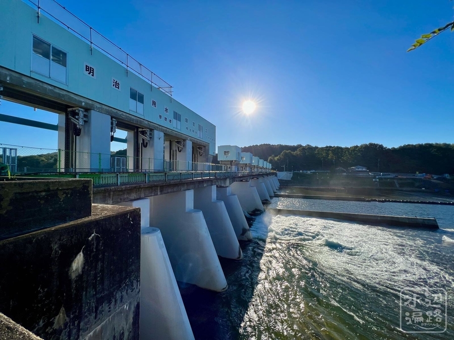 明治用水頭首工の竣功記念﻿ ダム 明治用水 頭首工（愛知県豊田） - 水辺遍路