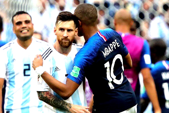 アルゼンチンが狙うべきだったスペースは アルゼンチン対フランス 3バックには夢がある サッカー戦術分析ブログ