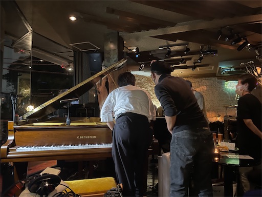 f:id:clapon:20211013000228j:plain