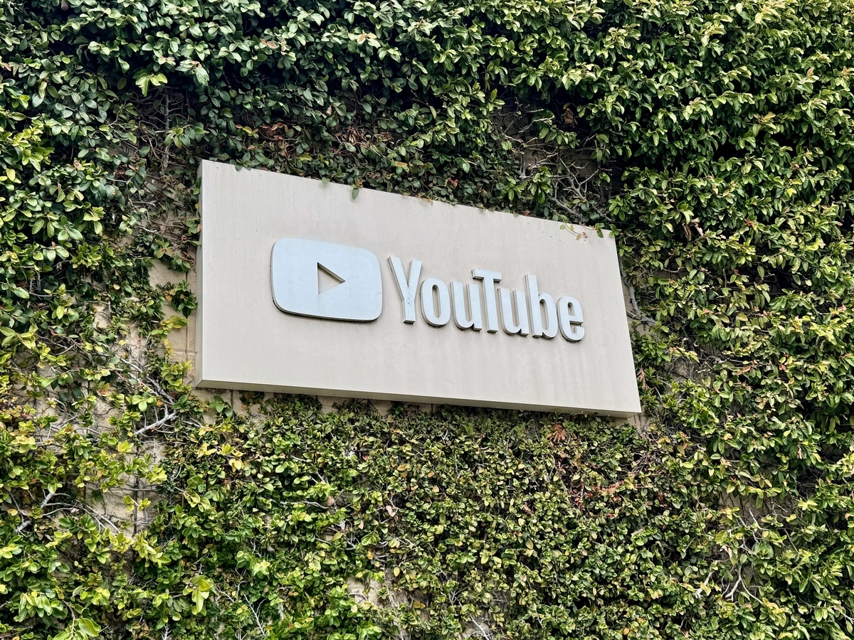YouTube本社ロゴ