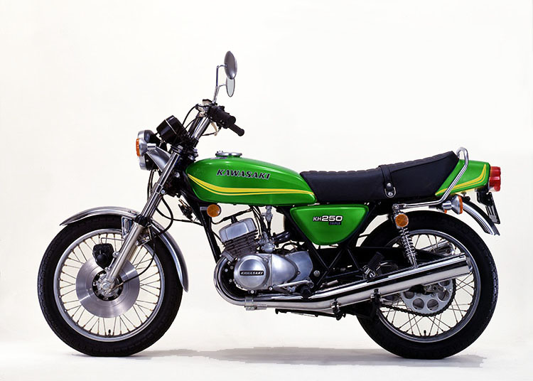Kawasaki KH250 KH400 ライムグリーン外装セット KH400／250最終型 図面つきライムグリーン 塗料セット σ