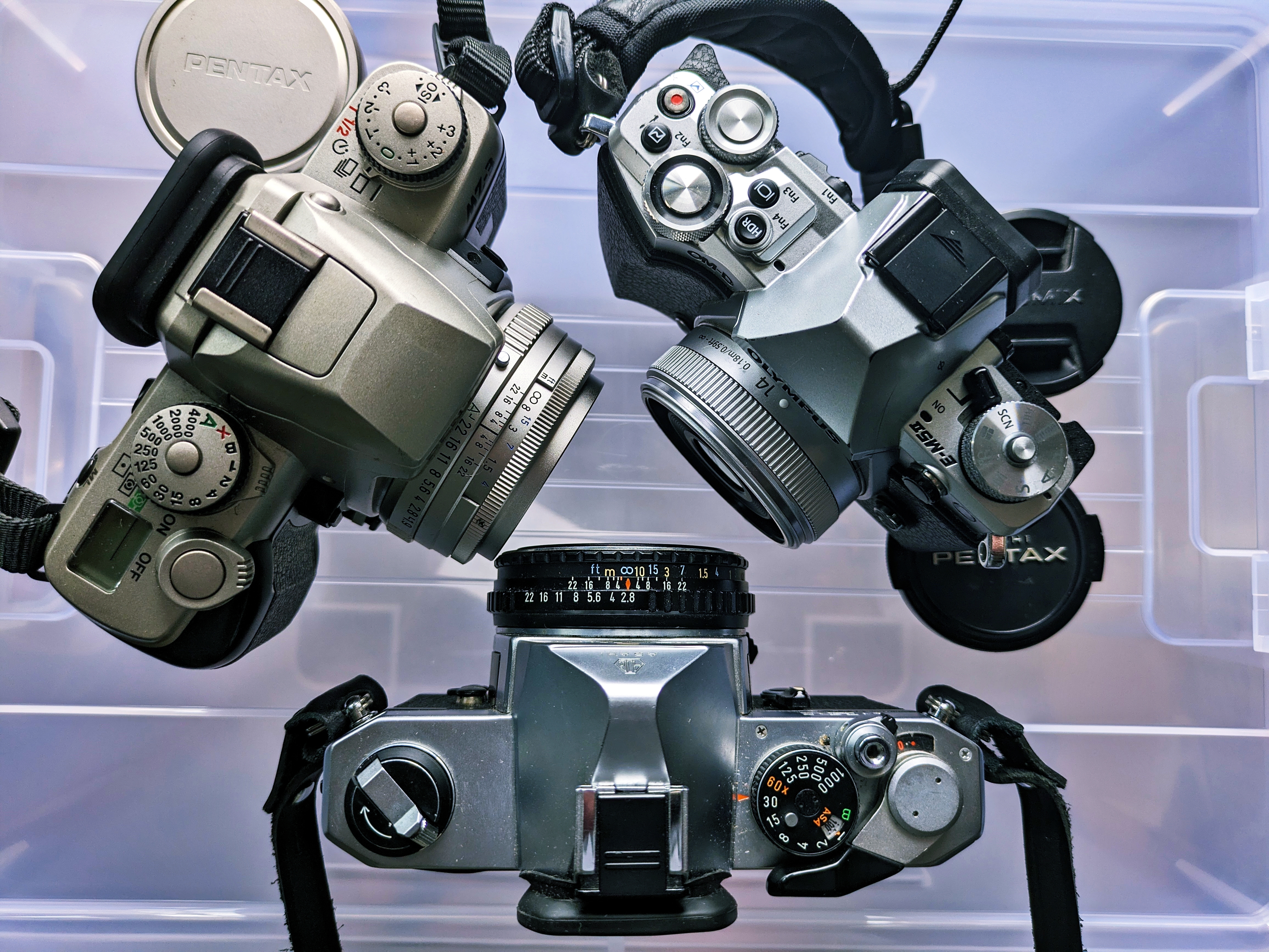 シルバーカラーのカメラたち - 月に叢雲 花に嵐