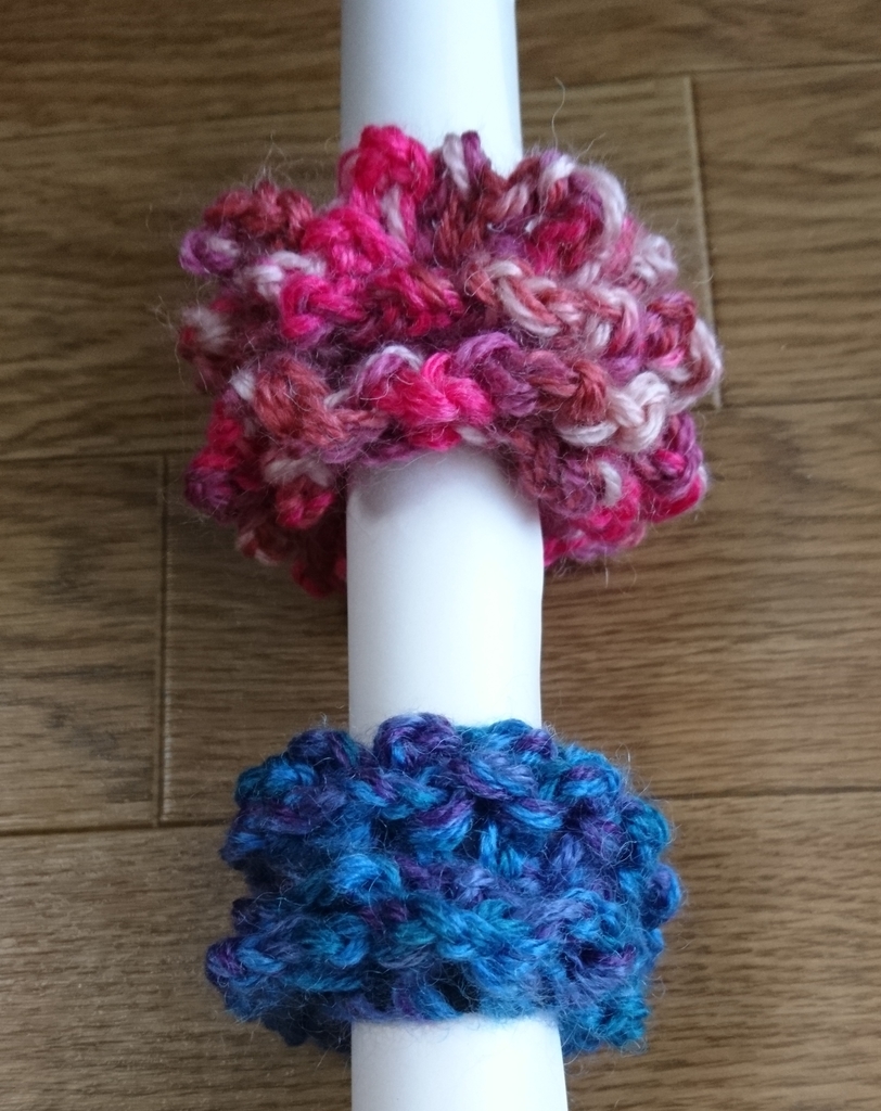 毛糸でシュシュを作りました 湘南ハンドメイド 毛糸でシュシュを作りました 湘南ハンドメイド