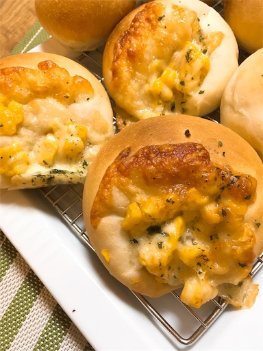 米粉コーンチーズパン Bake Bread Morning