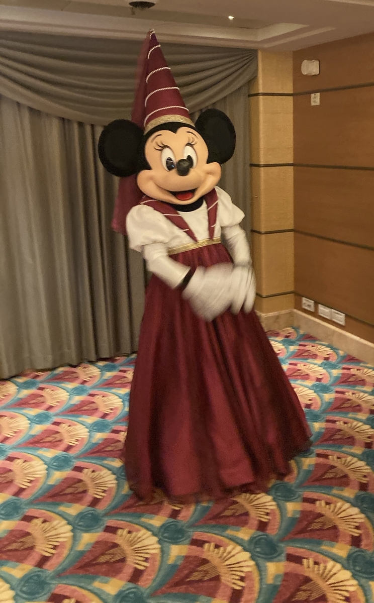 DCLアラスカ2024 #16：海上デーの朝といえばディズニープリンセスたち