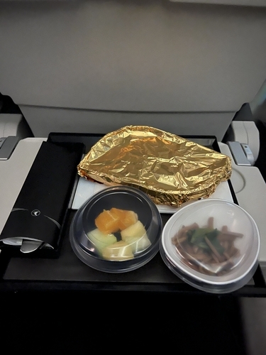 ターキッシュエアライン機内食　朝ごはん