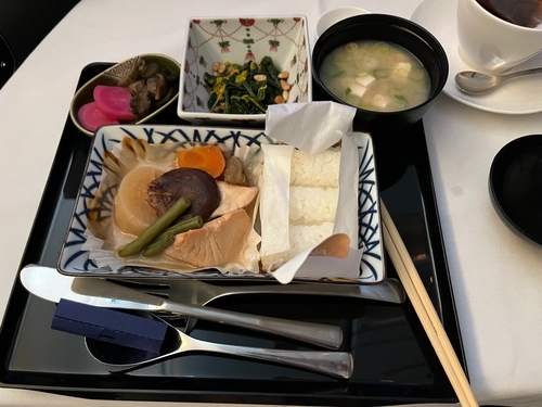 ビジネスクラス朝ごはん和食