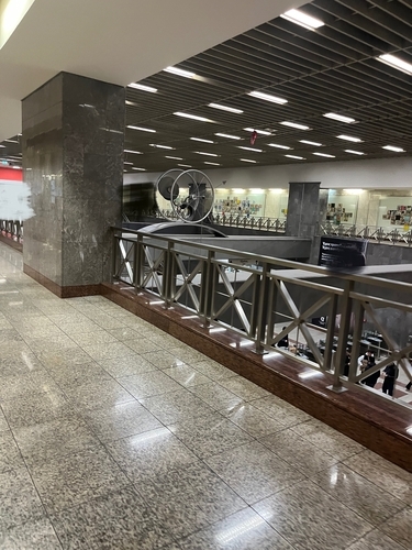 シンタグマ広場駅