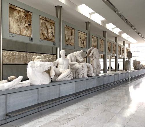 新アクロポリス博物館パルテノン神殿東破風