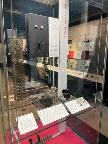 貨幣展示