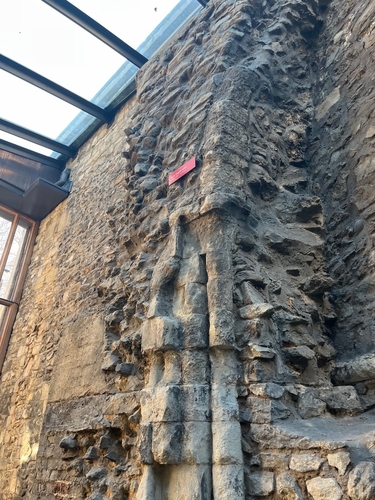 サウスワーク教会（Southwark Cathedral）
