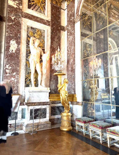 鏡の回廊（Galerie des Glaces）