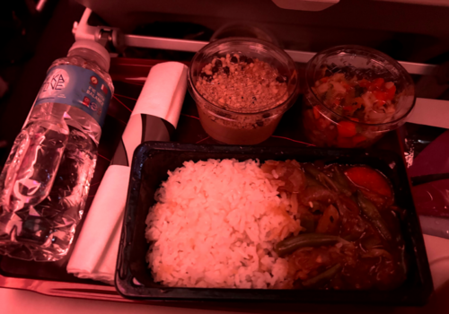 QR802便機内食
