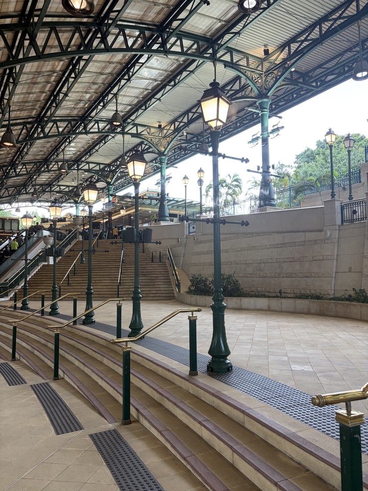 香港ディズニーランド駅