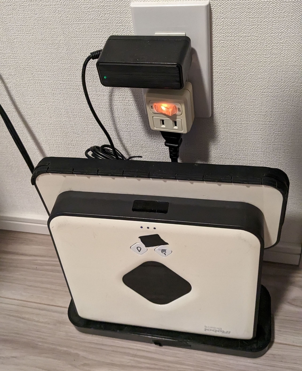 床は綺麗なほうが良いのか考えるのは無駄なのでロボット掃除機を購入