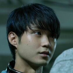 バンダ / 磯村勇斗